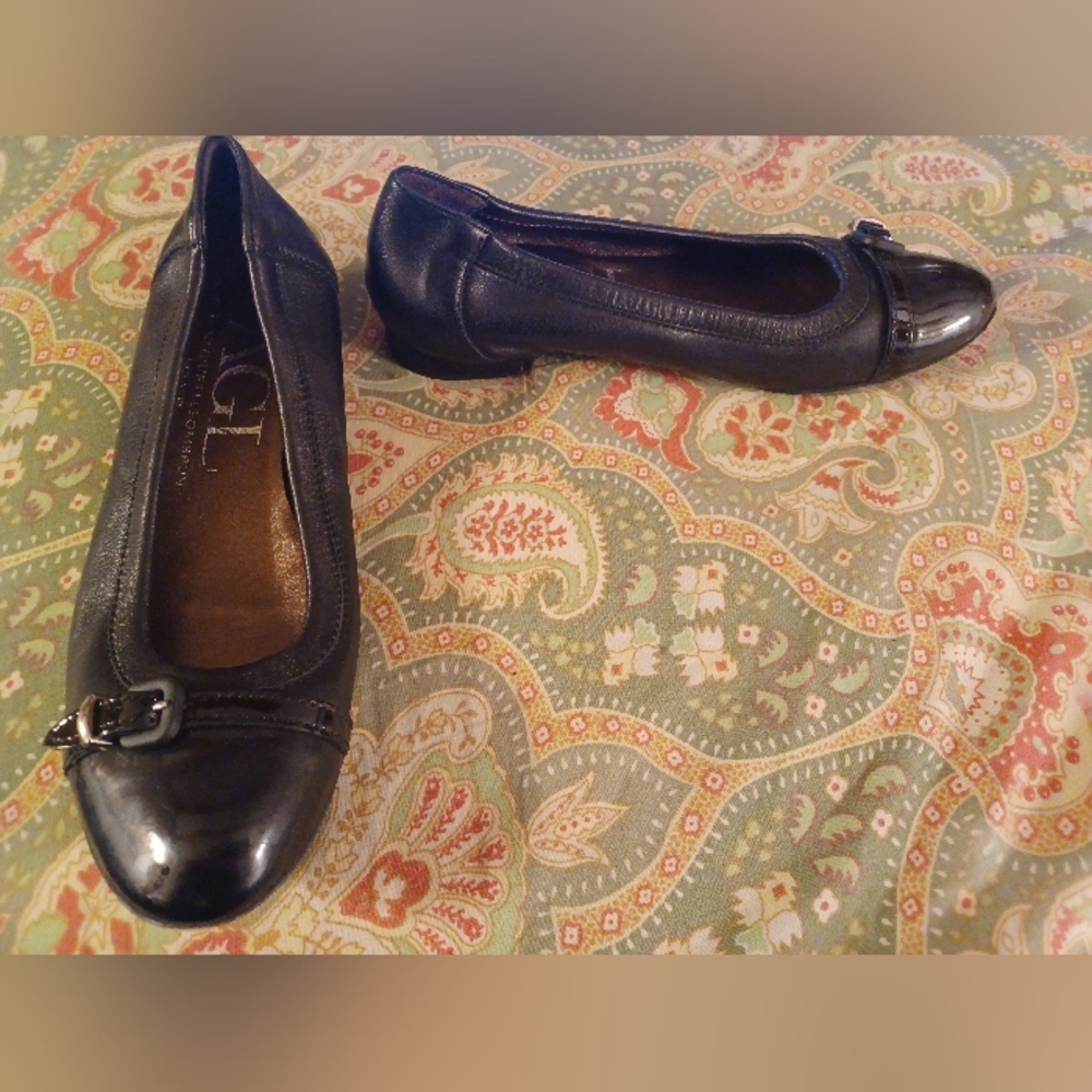 Attilio Guisti Leombruni 37.5 7 black Italian leather flats loafers shoes